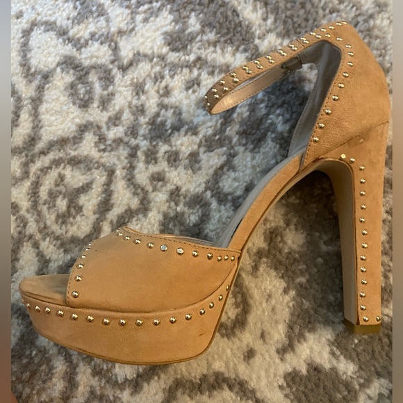 Embellished BCBC*G heels - Picture 7 of 10